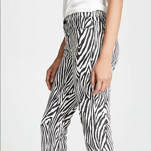 Frame Le High Straight Zebra Jeans - Picture 2 of 5